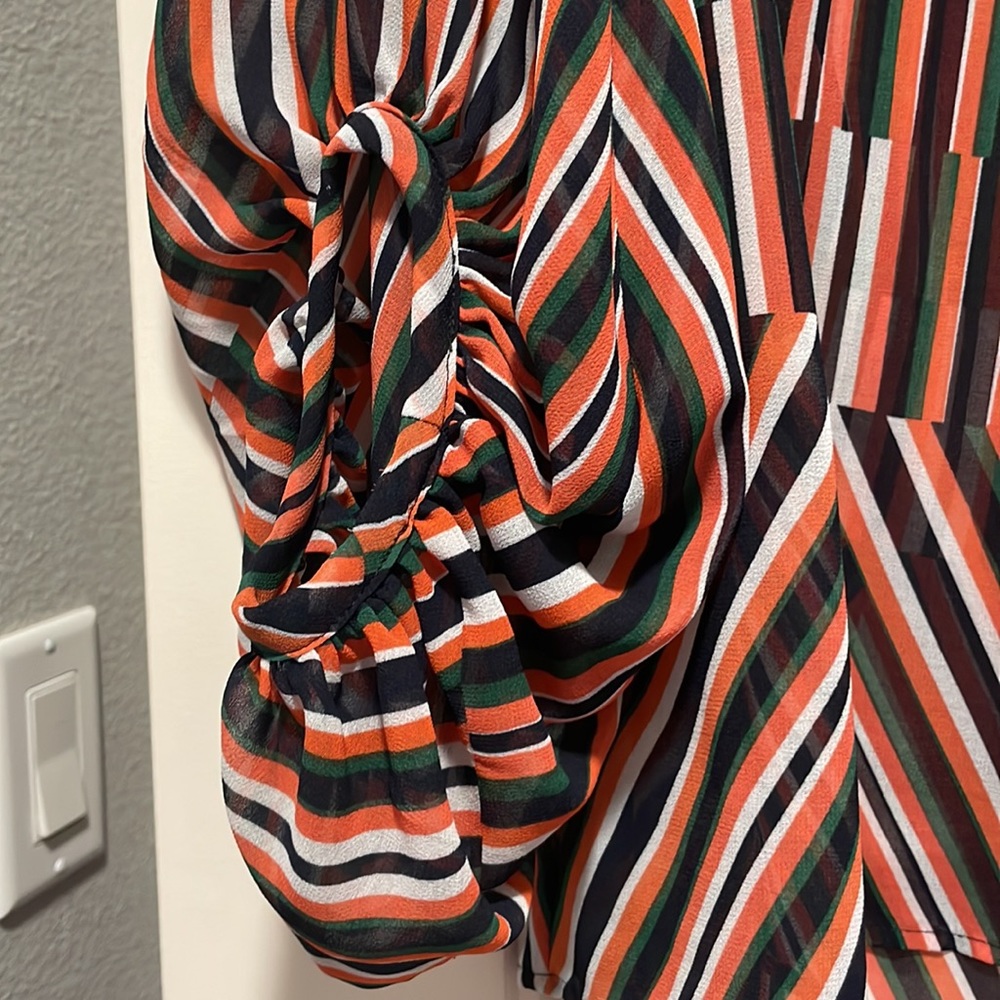 Cabi Ultimate Blouse - Picture 2 of 3